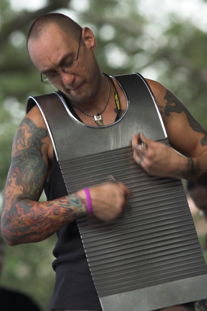 Washboard Player Voice of the Wetlands AllStars (anybody … Flickr