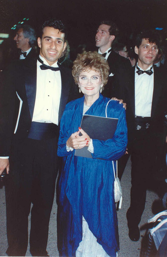 Estelle Getty Photo taken at the 41st Emmy Awards 9/17/89 … Flickr