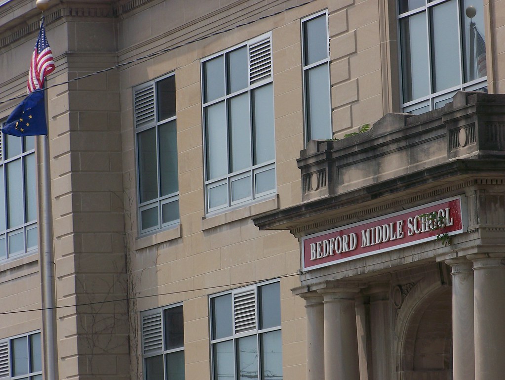 Bedford Middle School My old junior high school. My dad an… Flickr