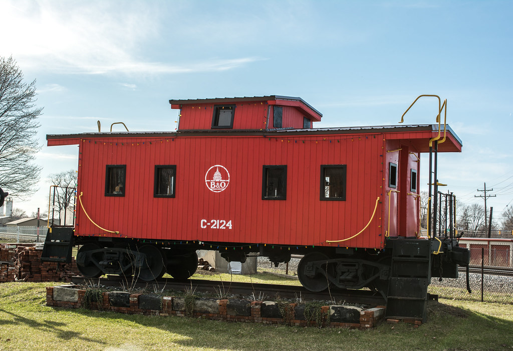 I5D caboose C2124 Baltimore and Ohio Railroad Caboose C… Flickr