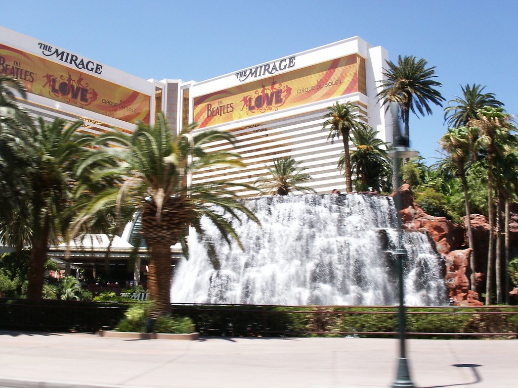 Mirage Fountain The Mirage Casino, Las Vegas Strip, Clark … Flickr