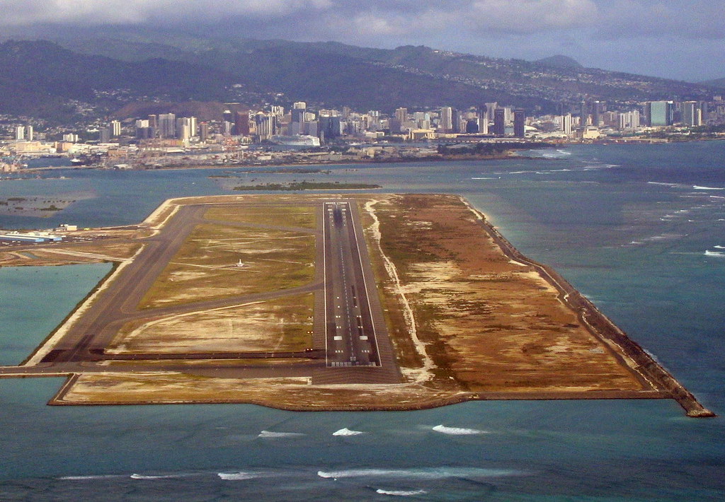 Honolulu, HNL runway 8R Honolulu International Airport has… Flickr