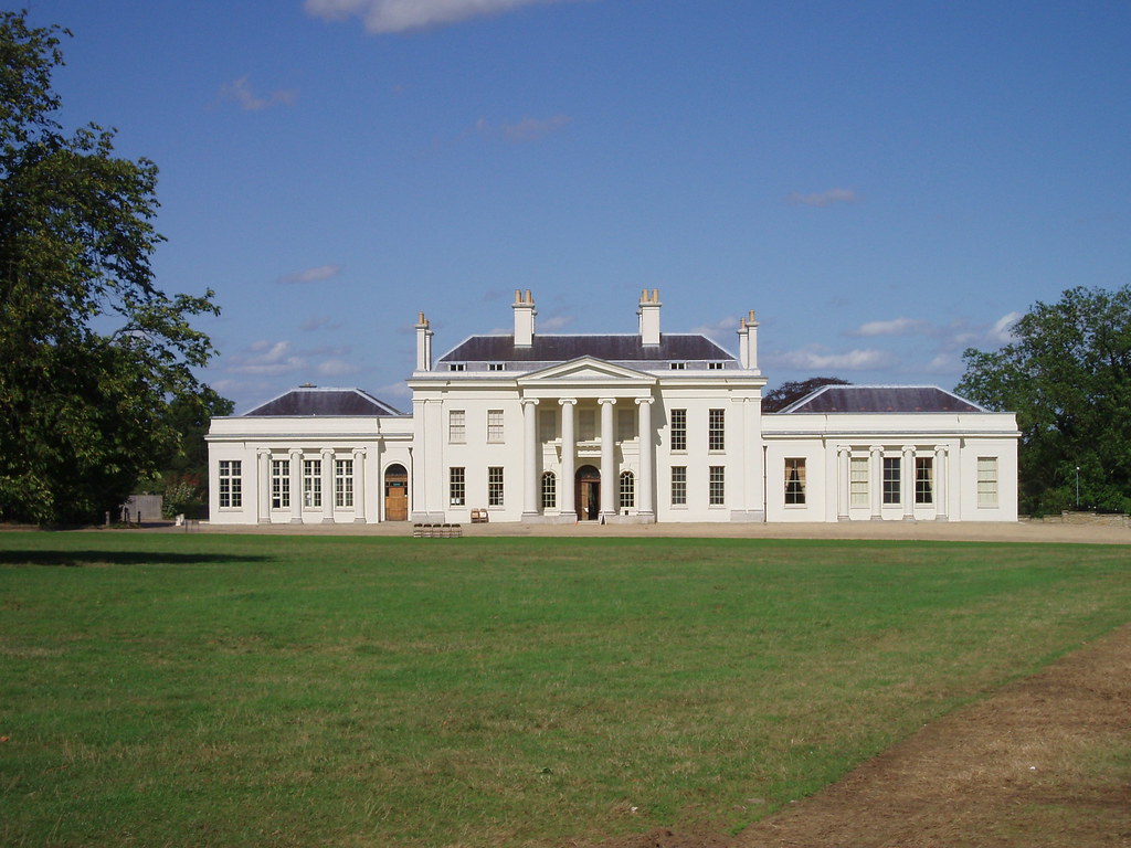 Hylands House, Chelmsford, Essex Hylands House was built i… Flickr