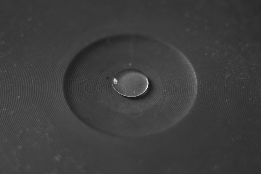 Goutte D Eau 1 Francoise Flickr