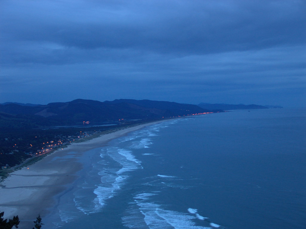 Manzanita, Oregon from NeahKahNie Mountain Manzanita, Or… Flickr