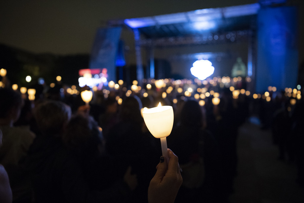 Candlelight Vigil 201889 Washington, D.C., 13, May 2018.… Flickr