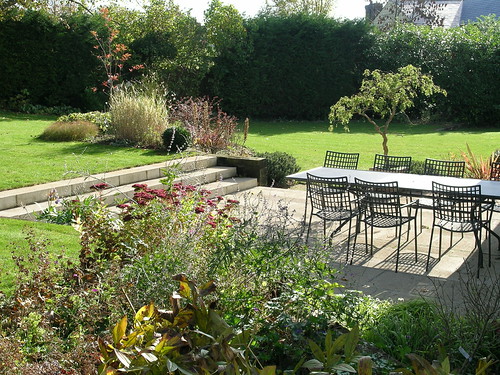 Broad terraces 1 This garden wraps generously around the sâ€¦ Flickr