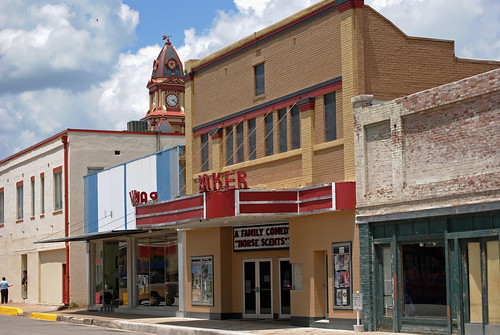 Baker Theater, Lockhart TX 01 Larry Miller Flickr