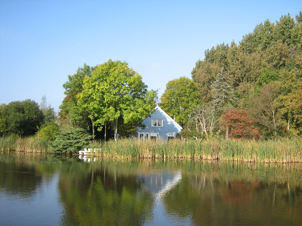 Blue house just south of Ouderkerk … Flickr