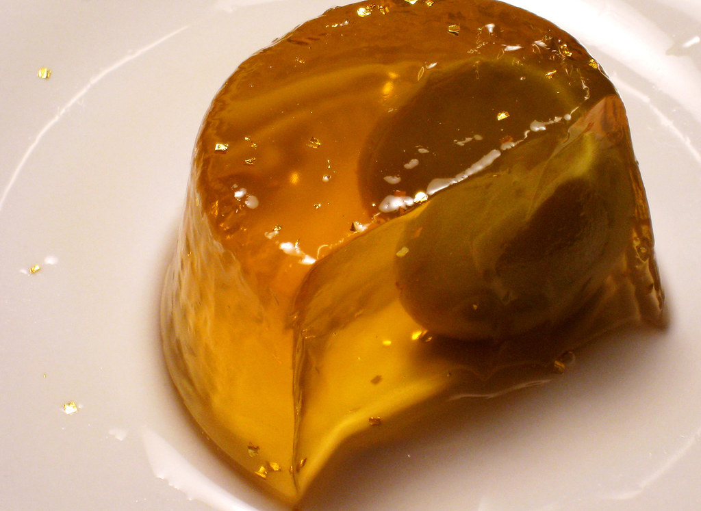 Kohakukan Ume Plum Wine Jelly with Gold Sparkle Plum Win… Flickr