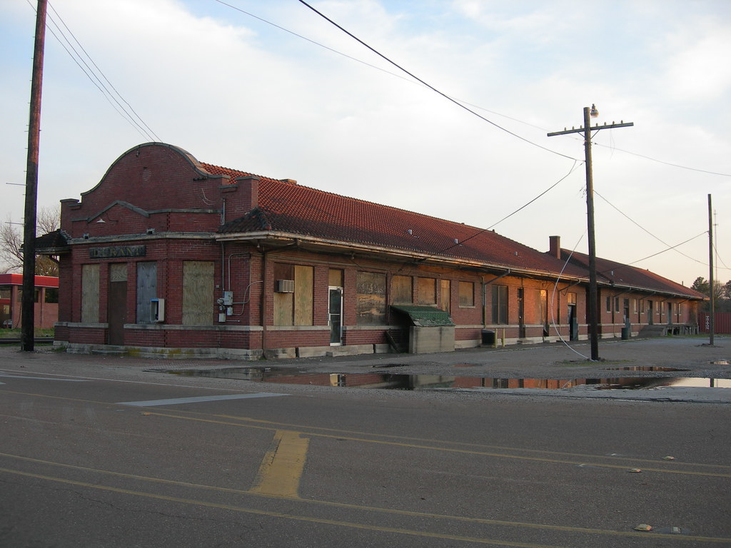 Durant Train Depot Durant, Mississippi This depot is now v… Flickr
