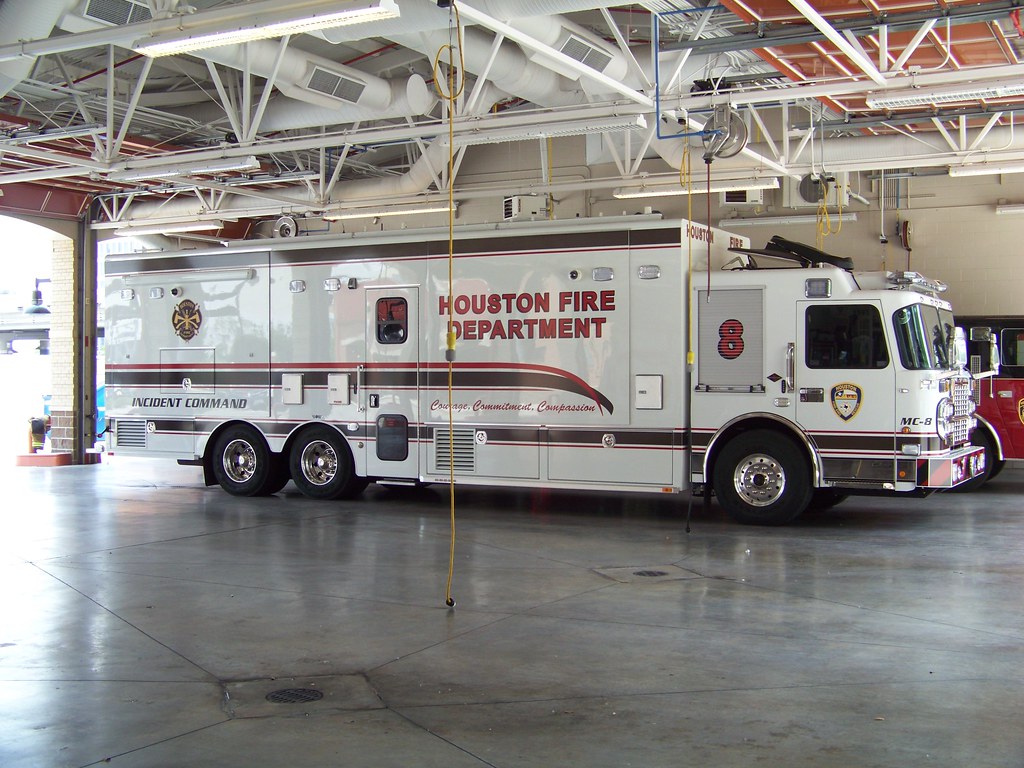 Houston Fire Department Mobile Command 8 Cost 1.5 million… Flickr
