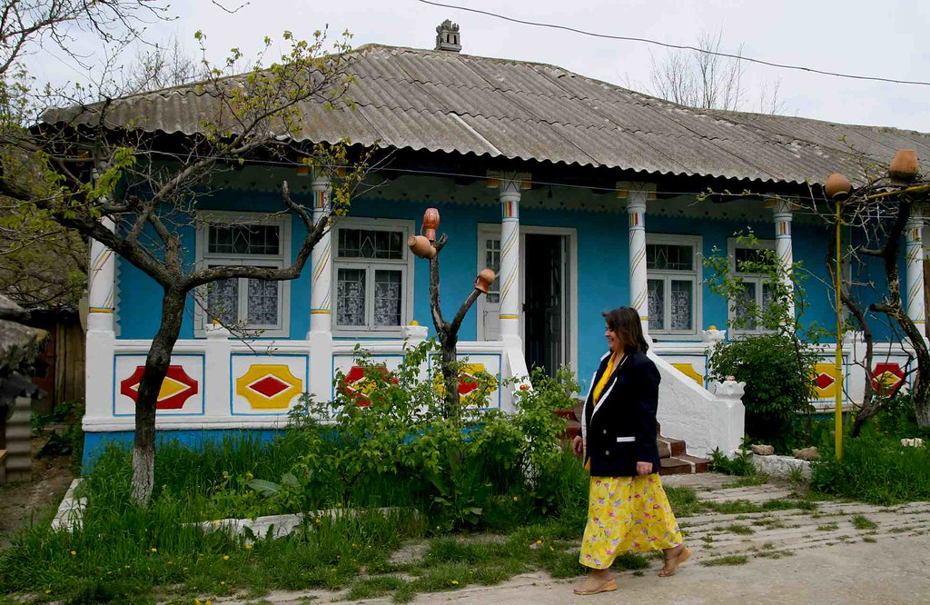 Moldova house Maison d'un peintre à Trebujeni laparisienneavelo