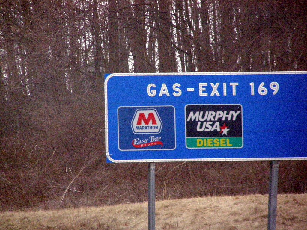 Gas Exit 169 On the road from Cleveland, Interstate 71 S… Flickr