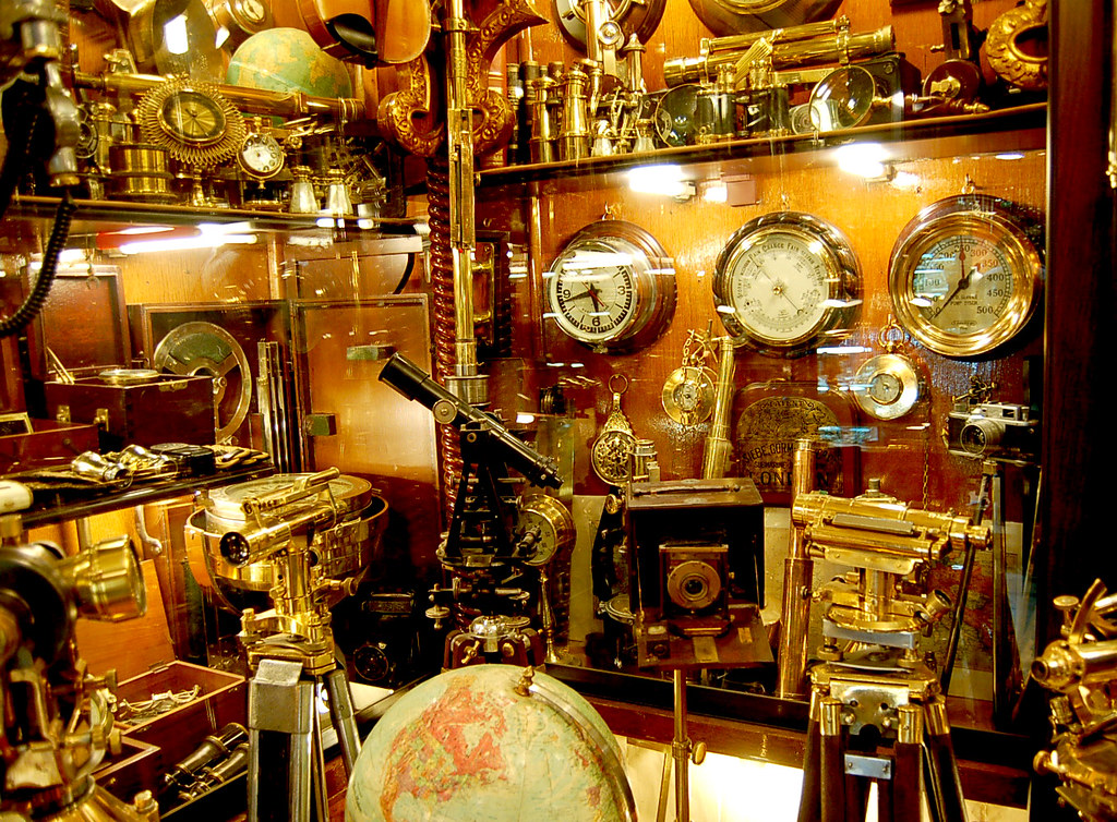 Inside the Nautical Instruments shop At the Kapalıçarşı ("… Flickr