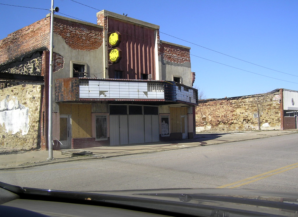 P2020102 Redskin theatre, Wetumka, Oklahoma peggydavis66 Flickr