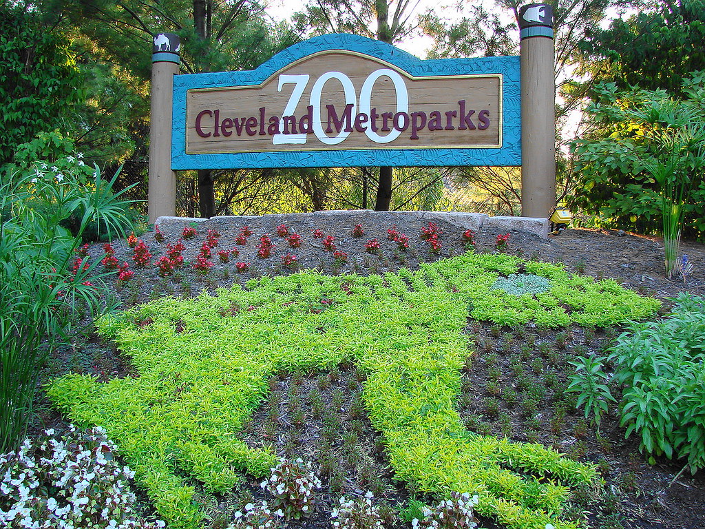 Cleveland Metroparks Zoo Sign Year of the Frog Cleveland M… Flickr