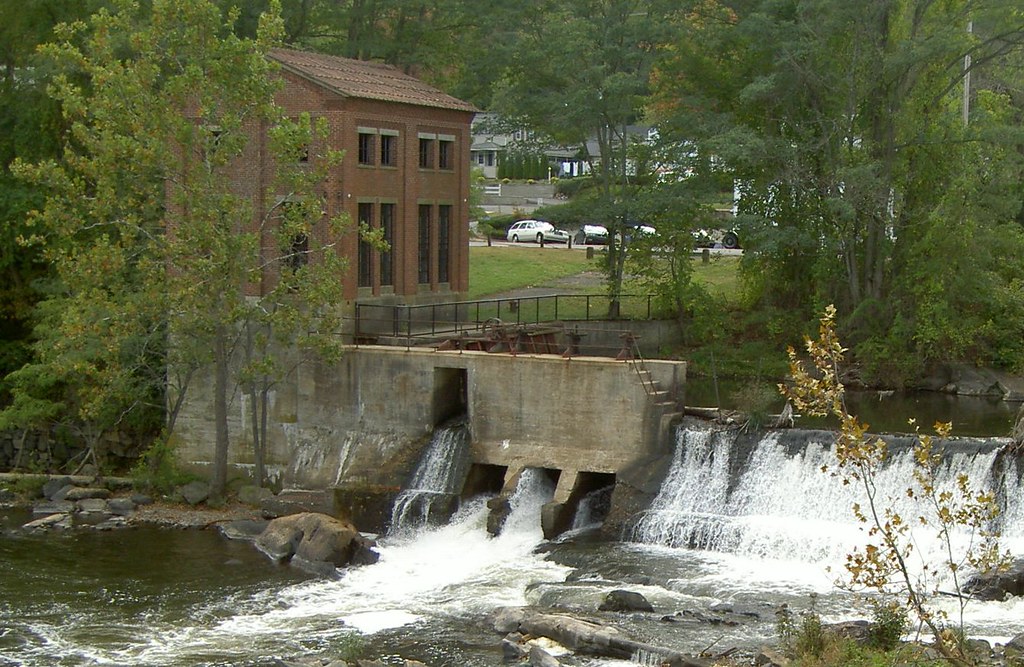 Along the Farmington in Collinsville, CT In Collinsville, … Flickr