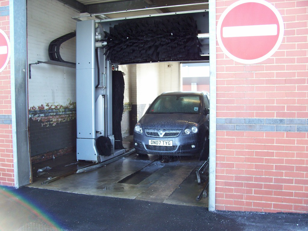 car wash Morrisons car wash,bradford TigerWash Flickr