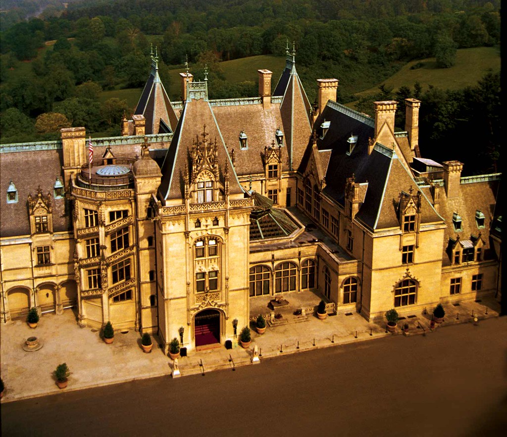 Biltmore Estate in Asheville Photo given to us courtesy of… Flickr