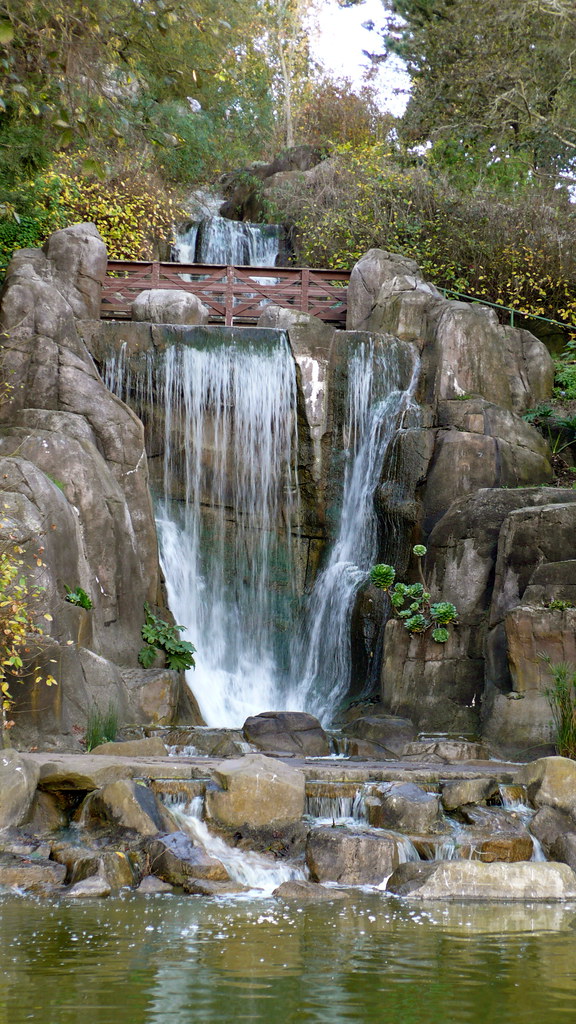 Stow Lake Waterfall Waterfall running into Stow Lake in Go… Flickr
