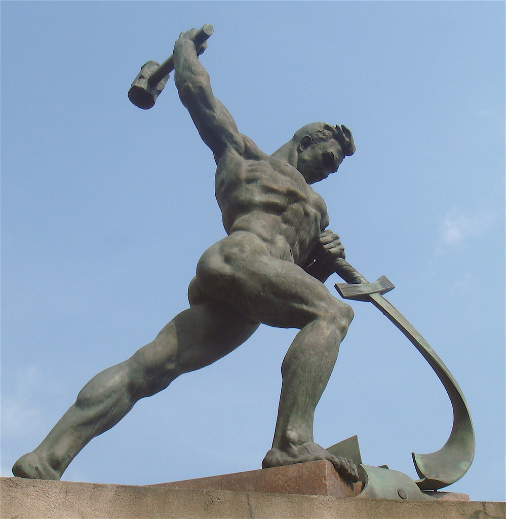 Pounding Swords into Plowshares Sculpture in front of Tret… Flickr