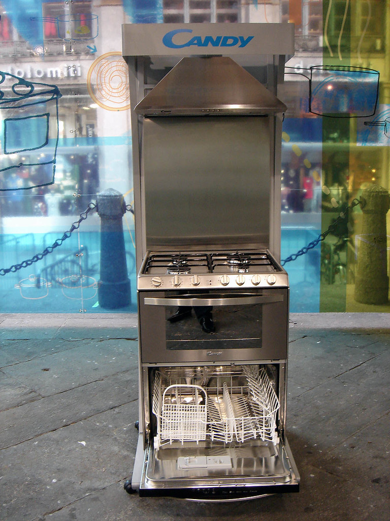 Dishwasheroven from Milano This is a nice combination for… Flickr