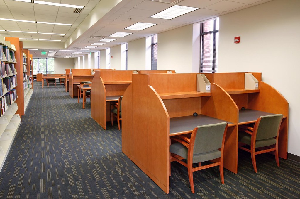The Wolf Law Library, Carrels Study carrels along the sout… Flickr
