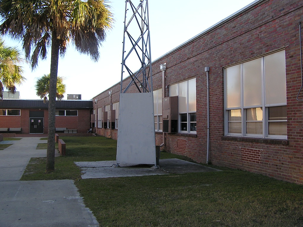 Charleston, Fishburne Street, Burke High School Rhett (Bur… Flickr