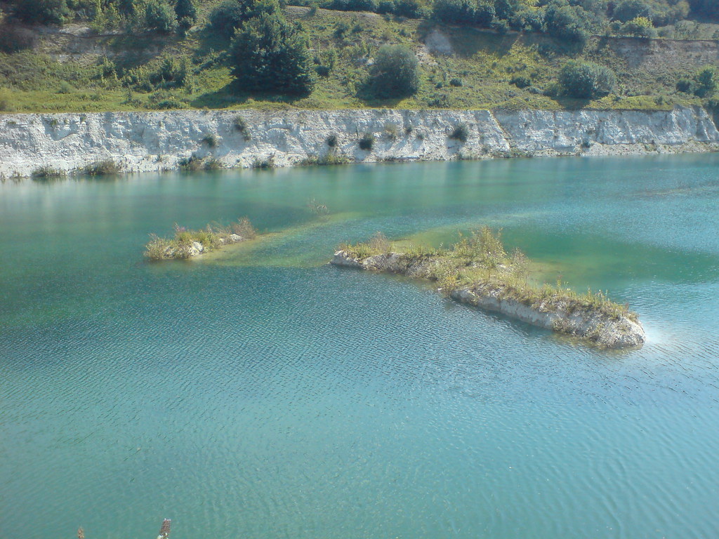 Chinnor Quarry UK This is a beautifull quarry, hidden aw… Flickr