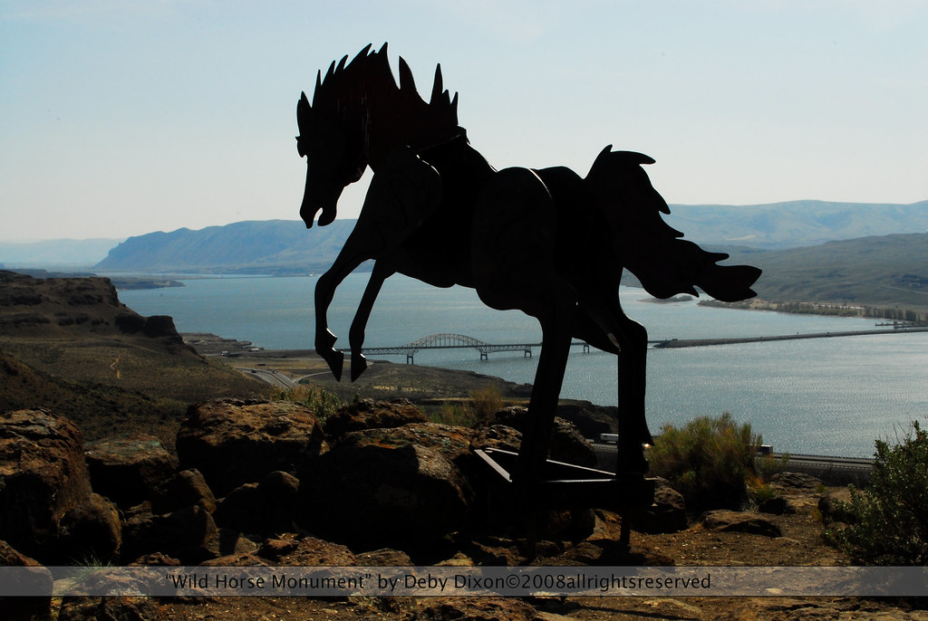 Wild Horse Monument, Vantage, WA The Vantage Bridge and th… Flickr