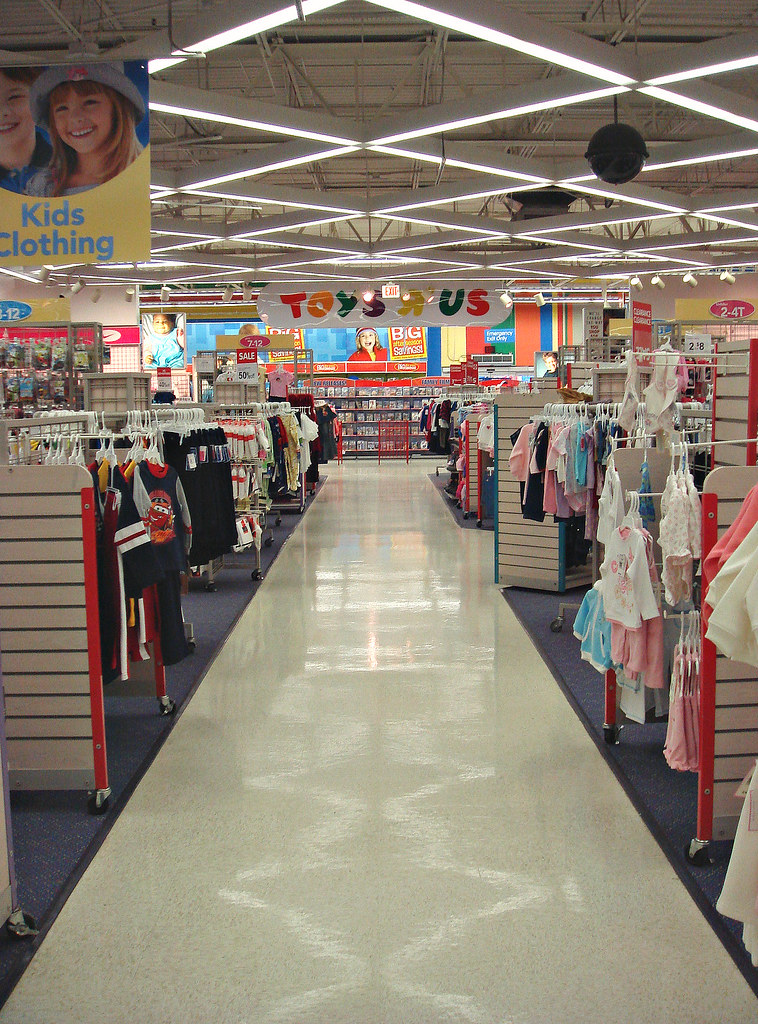 Kids "Я" Us Department In Horseheads, NY A rare Kids 'R' U… Flickr