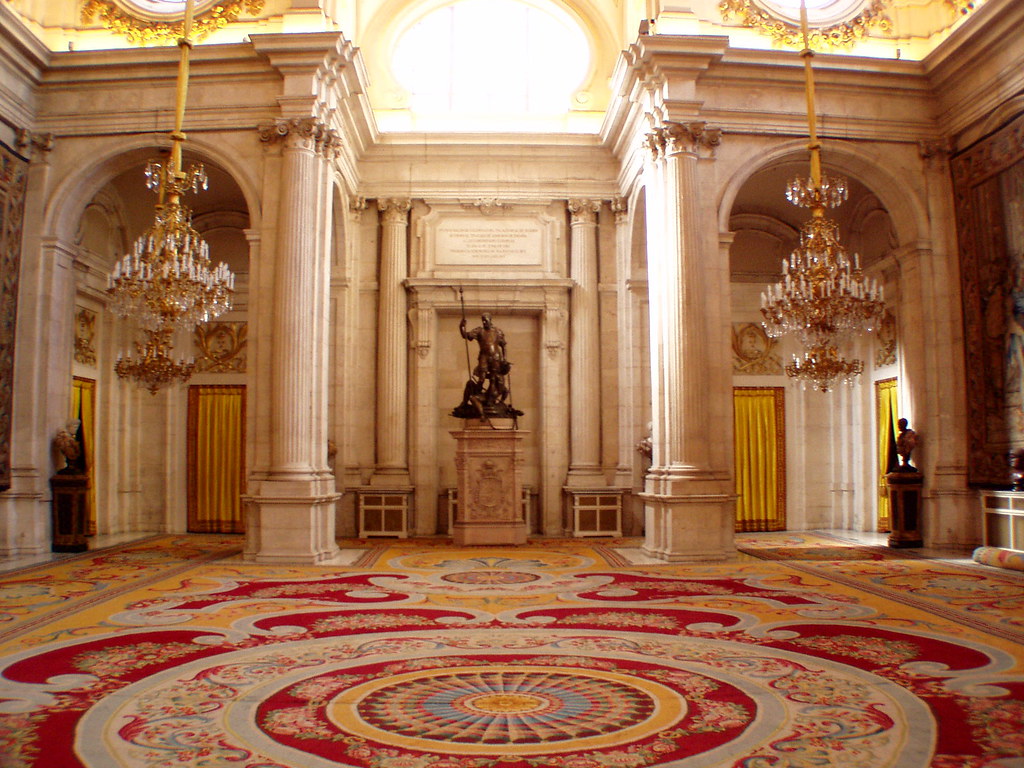 Salón de Columnas, Palacio Real de Madrid The Hall of Colu… Flickr