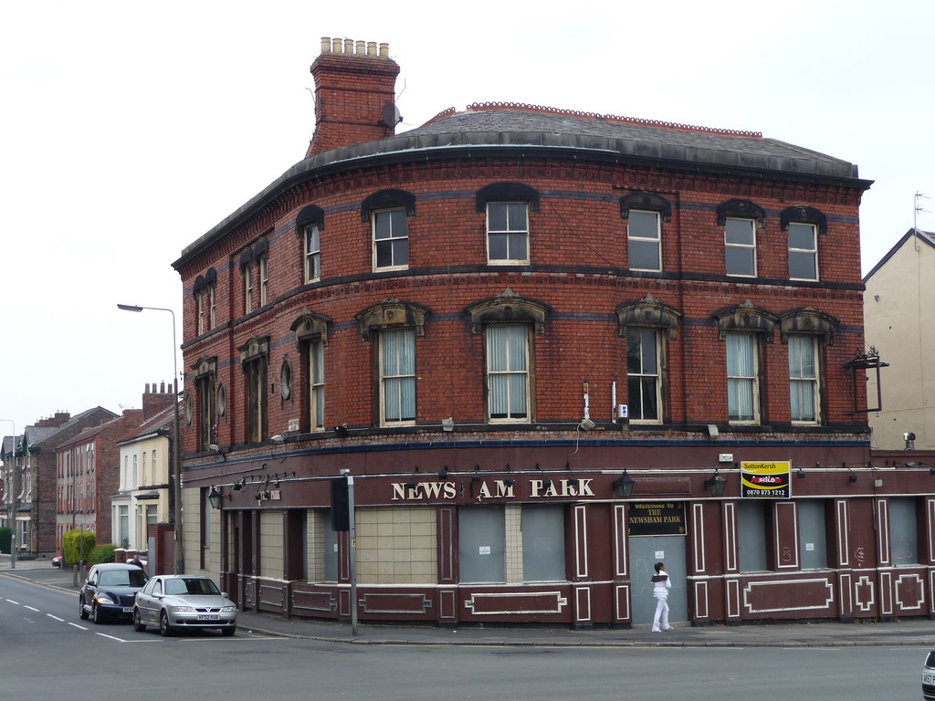 The Newsham Park Public House, Tuebrook, Liverpool. Flickr