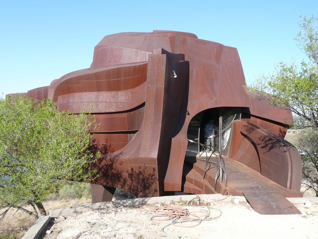 Robert Bruno's Metal Mansion in Ransom Canyon, TX Robert B… Flickr