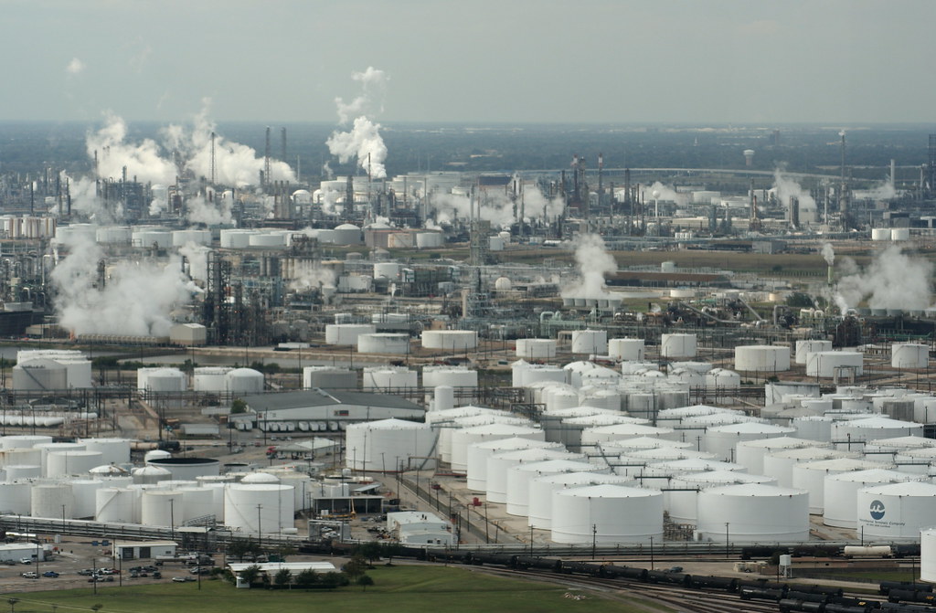 Shell Deer Park refinery viewed from the San Jacinto Monum… Flickr