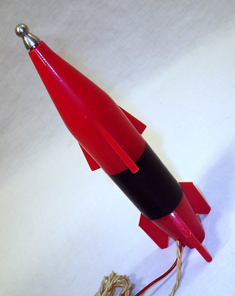 Rocket Crystal radio Blast off! These rocket radios were a… Flickr