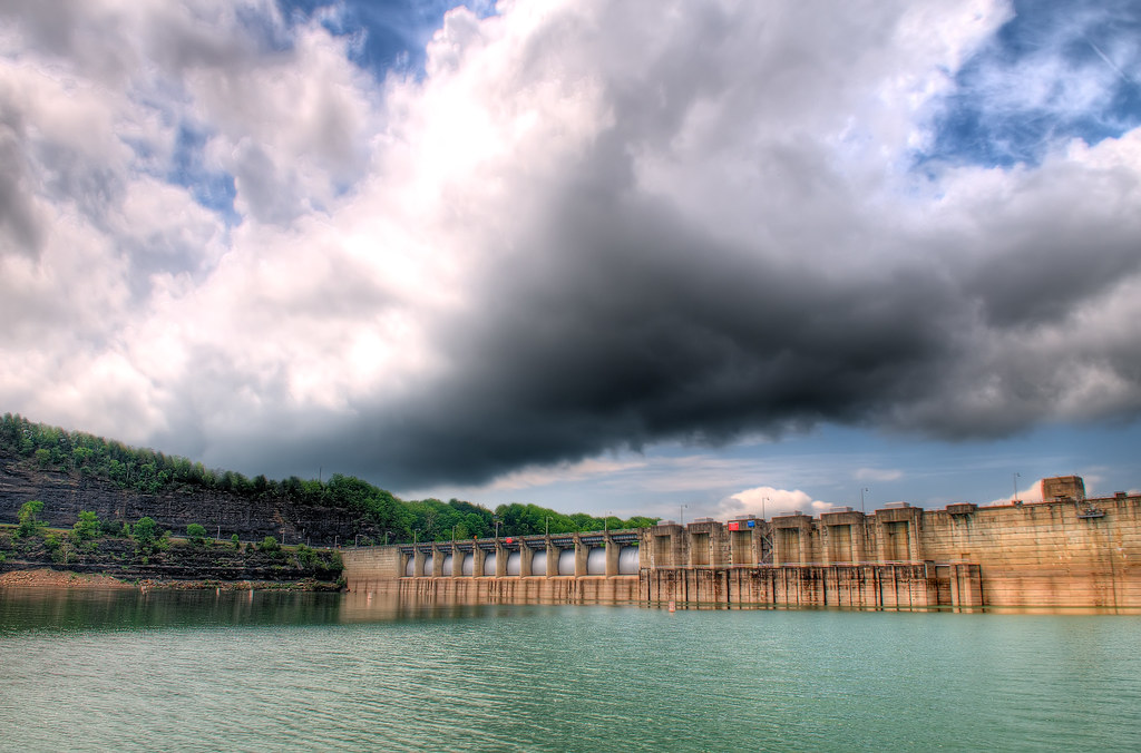Lake Cumberland dam AKA Wolf Creek Dam read about the se… Flickr