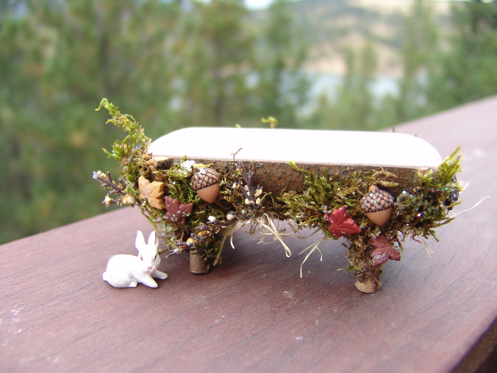 Miniature Dolls House Garden Bench This little bench is pe… Flickr