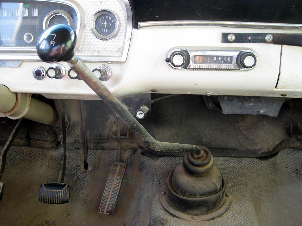 Ford truck gear shift The imposing gear shift that I learn… Flickr