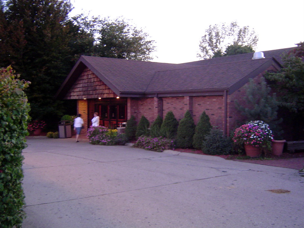 The Beef House Restaurant, Covington, IN The Beef House Re… Flickr