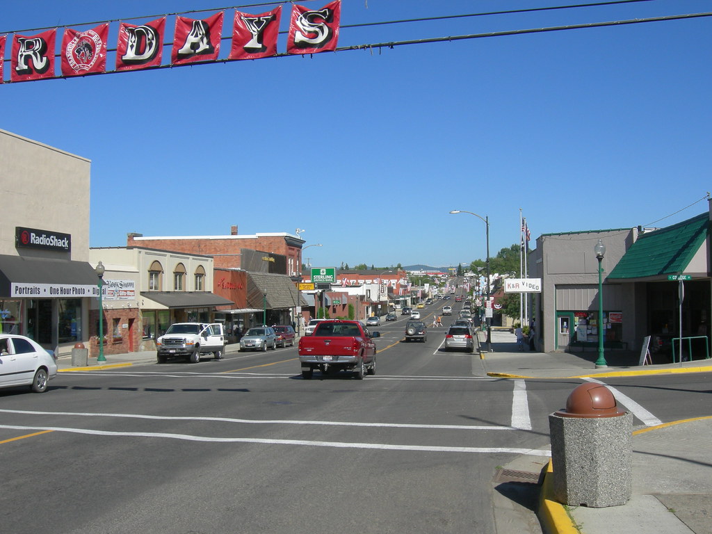 Grangeville Beautiful downtown Grangeville, Idaho. Mansley Flickr