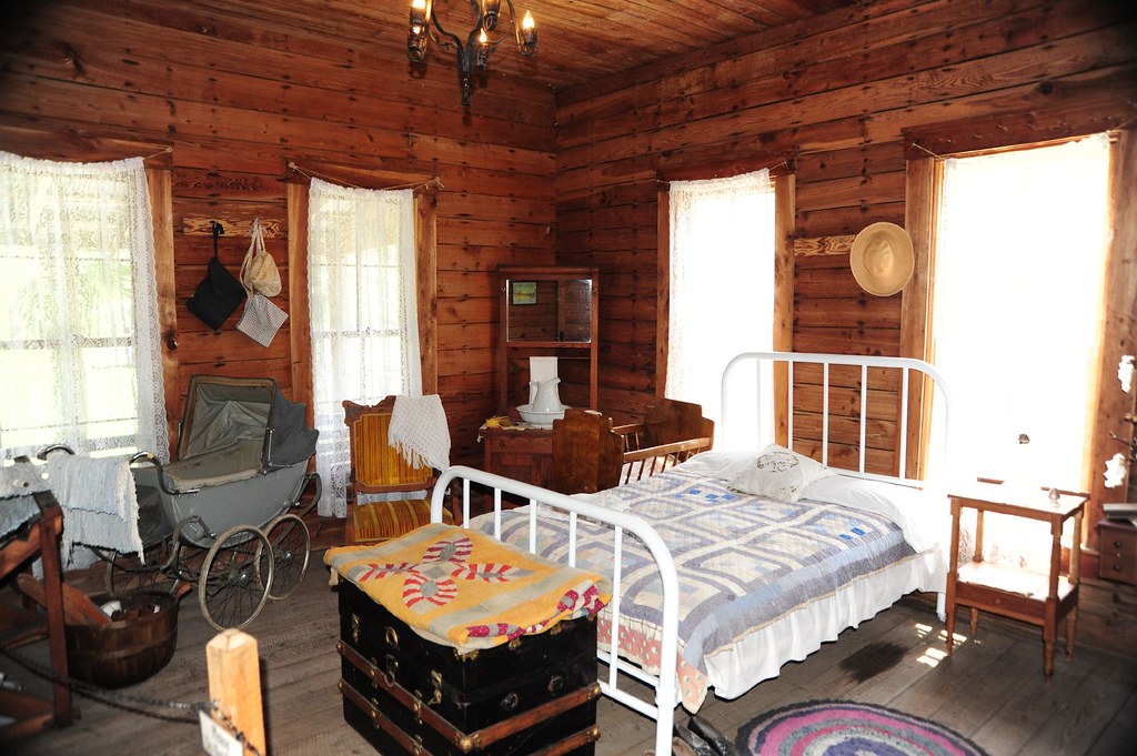 Pioneer home interior David Lewis Flickr