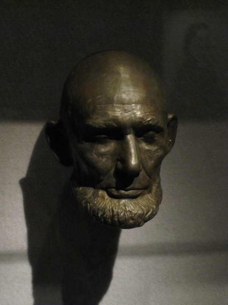 Lincoln Death Mask, E. Behring Center, Smithsonian… Flickr