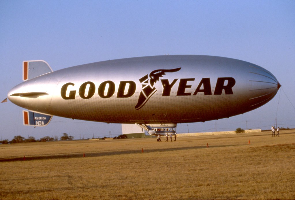 Lawton Oklahoma Goodyear Blimp 1983 Goodyear Blimp in … Flickr