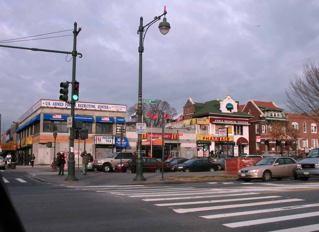 Eastern Parkway at Utica Avenue, Brooklyn, NY Anomalous_A Flickr