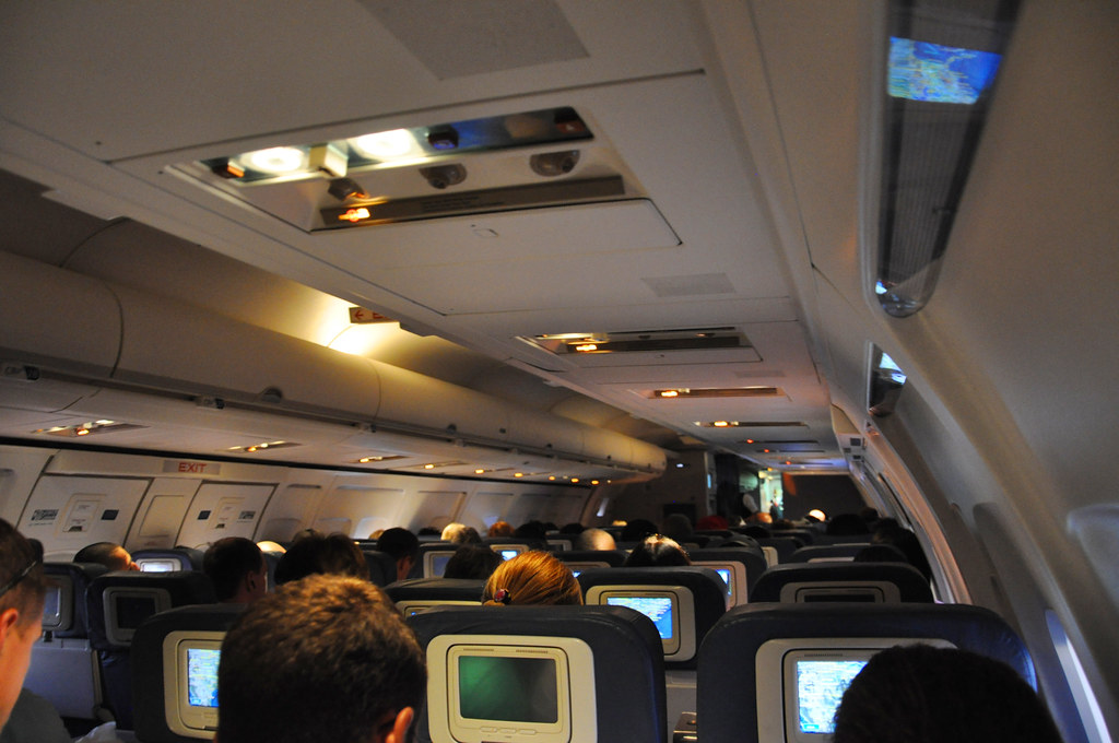 Inside a Delta 757 Flying from LAXATLMCO we had a throug… Flickr