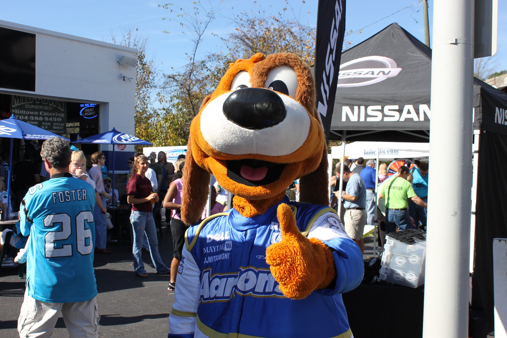 The Aaron's Lucky Dog mascot in Charlotte, NC Aaron's is a… Flickr