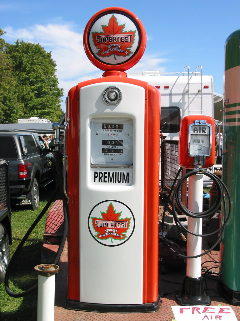 Old Supertest Gas Pump Restored Supertest gas pump. Flickr