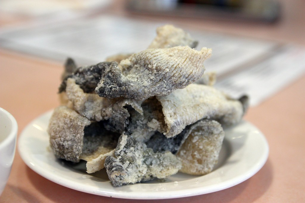 Fish Skin Chips Deep fried fish skin by a bowl… Flickr